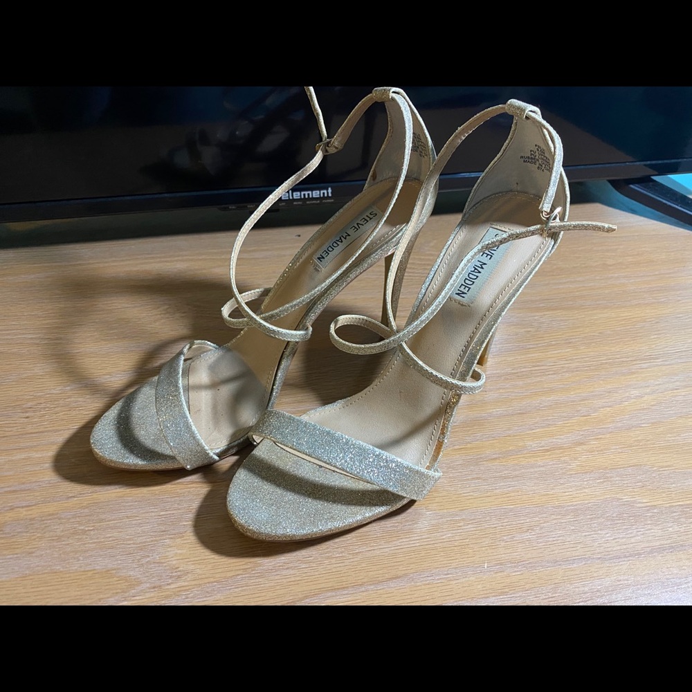 Steve Madden Gold Glitter Heels